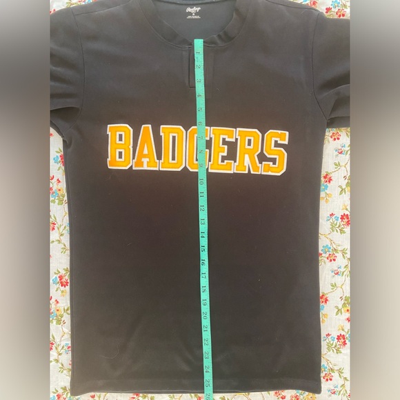 Rawlings “Badgers” ball jersey, nice shape, sewn on letters, size small. - Picture 2 of 5
